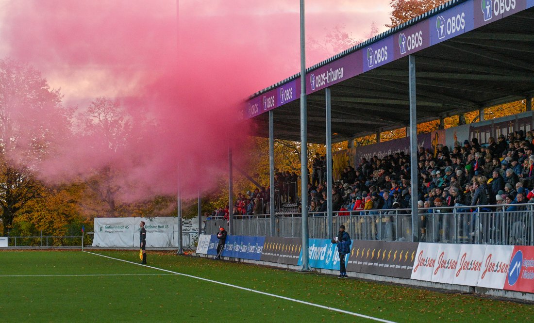 Både Oksene og Kalvene skapte stemning på tribunen.