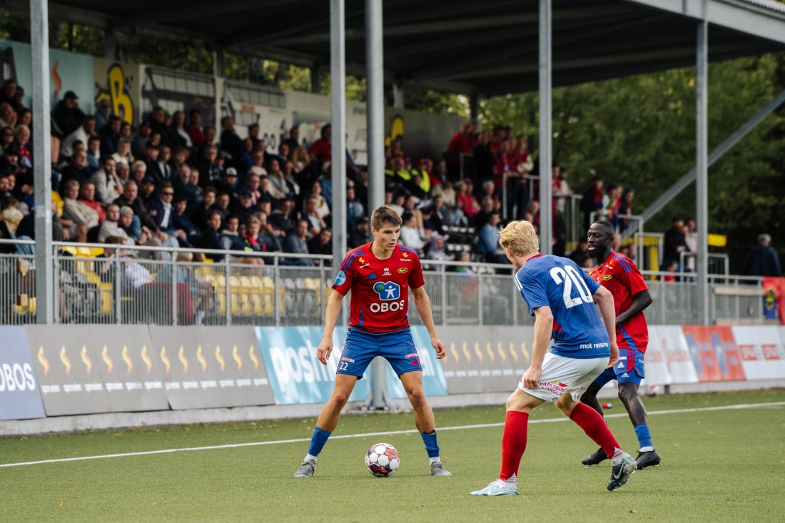 Luca Høyland var en av banens beste mot VIF og kronet prestasjonen med sin første A-lagsscoring.